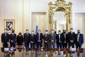 ELLITORAL_343701 |  NA Alberto Fernández encabezó la firma de cuatro acuerdos  para la reactivación de tres líneas ferroviarias de carga y la adquisición de material rodante para transporte ferroviario de pasajeros en 13 provincias.