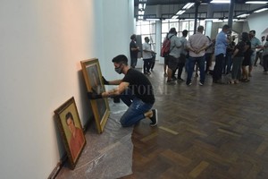 Guillermo Di Salvatore El intendente Jatón dijo que el museo es un lugar muy importante para Santa Fe. Estuvo cerrado durante mucho tiempo, es hora de empezar a abrir la cultura de la ciudad .