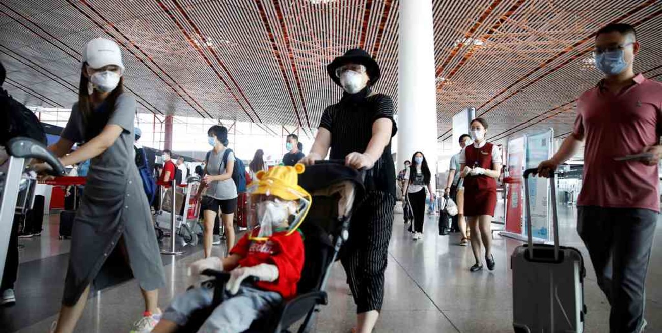 Beijing declaró parcialmente su cierre tras el último foco de contagios  