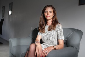 Pablo Aguirre Según Romina De Lorenzo, para enfrentar la problemática del abuso son necesarias estrategias y políticas públicas vinculadas con la responsabilidad social de todos los sujetos.  El Estado tiene que estar muy presente .