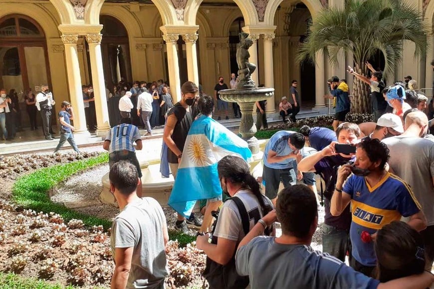 ELLITORAL_340391 |  Gentileza