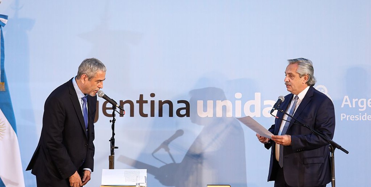 Ferraresi juró como ministro de Desarrollo Territorial y Hábitat, en reemplazo de María Eugenia Bielsa