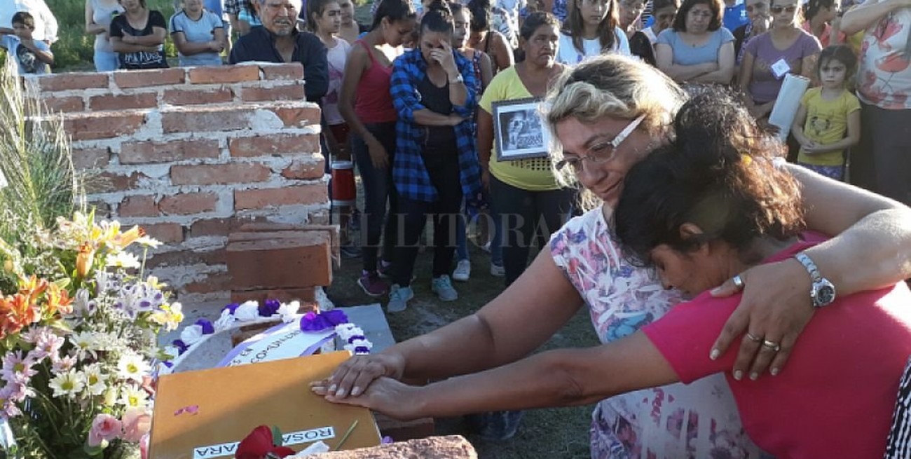 Finalmente, la familia Jara pudo inhumar los restos de Rosalía