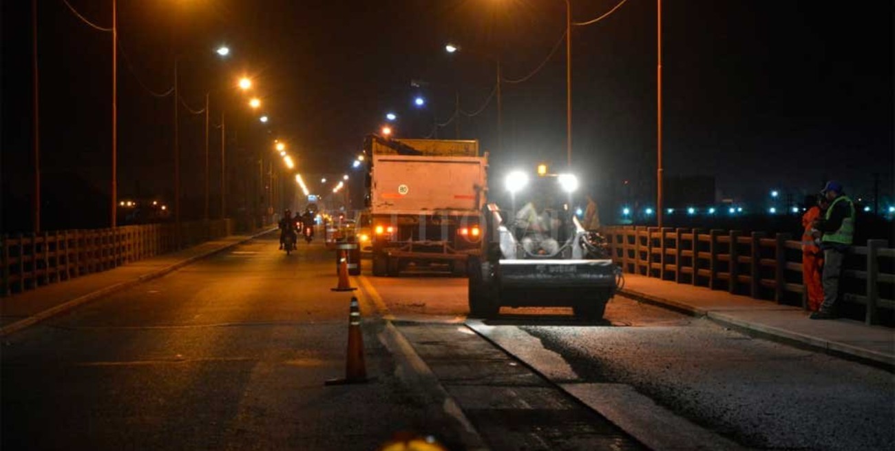 Retoman los trabajos nocturnos en el Puente Carretero