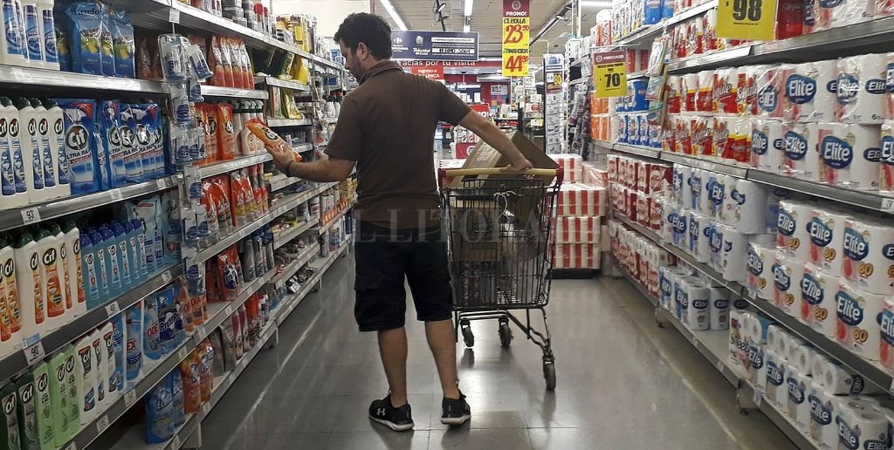 Imputan a 10 supermercados de la provincia por el incremento abusivo de precios de productos esenciales
