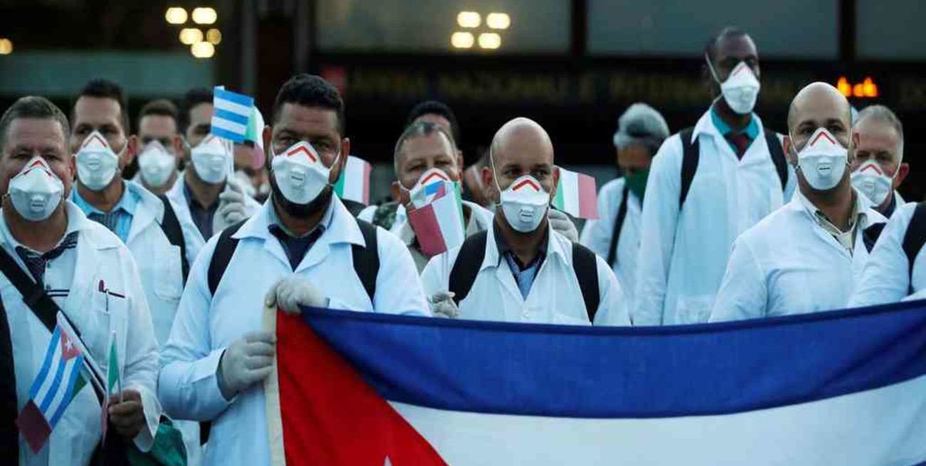 Fuerte rechazo de la Confederación Médica al envío de médicos cubanos
