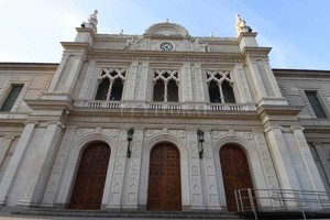 ELLITORAL_355300 |  Manuel Fabatía Universidad Nacional del Litoral - Rectorado (ciudad de Santa Fe)