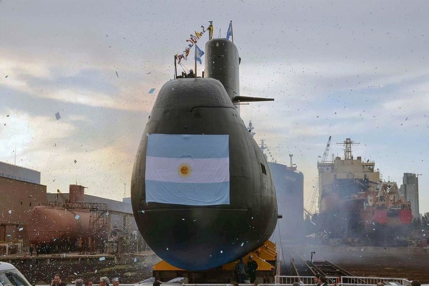 ELLITORAL_270877 |  Archivo ARCHIVO - Imagen sin datar del submarino "ARA San Juan" en Argentina. La Armada argentina desplegó un operativo de búsqueda de un submarino argentino con 44 personas a bordo que desde el miércoles perdió el contacto en el Atlántico Sur, informó el 17/11/2017 el portavoz de la fuerza, Enrique Balbi.
(Vinculado al texto de dpa "Armada argentina busca submarino perdido con 44 ocupantes" del 17/11/2017) foto: -/telam/dpa