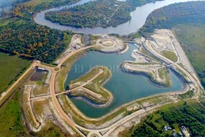 ELLITORAL_266770 |  Captura digital Imagen aérea del polémico barrio ubicado en las afueras de Gualeguaychú.