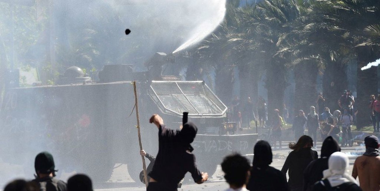Ascienden a 15 los muertos en Chile durante las protestas