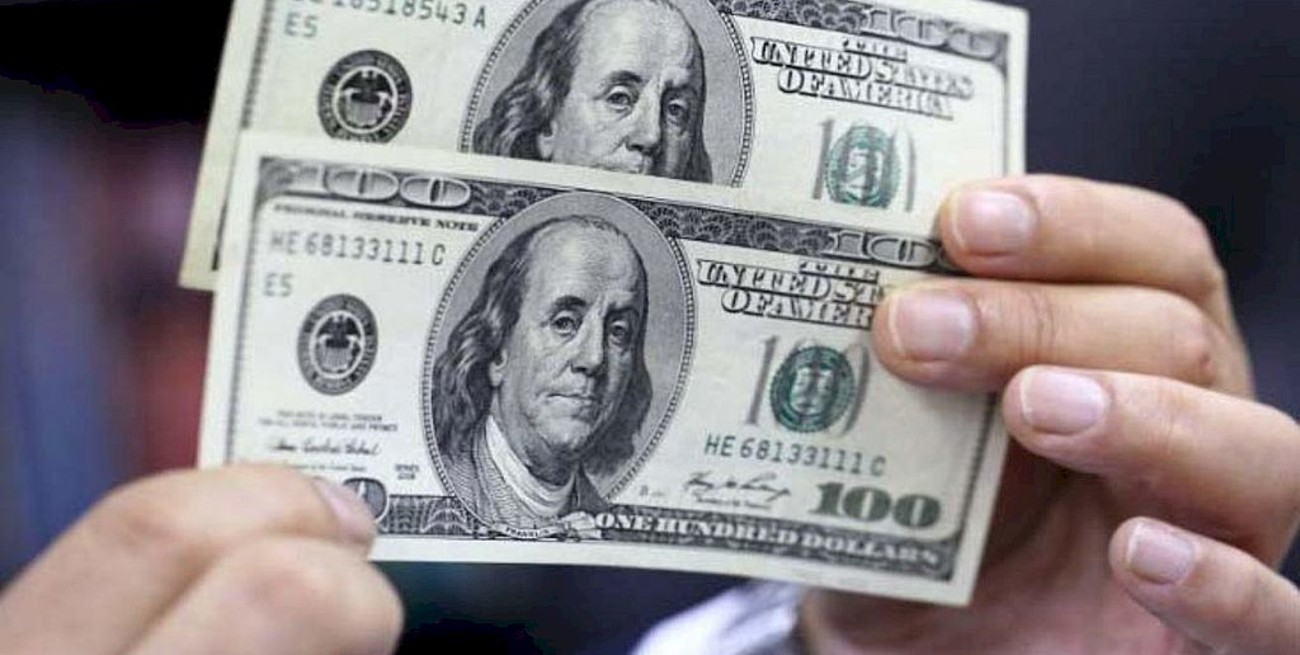El dólar blue cotiza sin cambios y el contado con liquidación vuelve a subir
