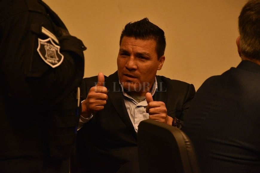 ELLITORAL_299627 |  Guillermo Di Salvatore El 31 de julio de 2019, Baldomir fue sentenciado a 18 años de prisión acusado del delito de abuso sexual agravado por el vínculo, ya que la denunciante era su hija menor.