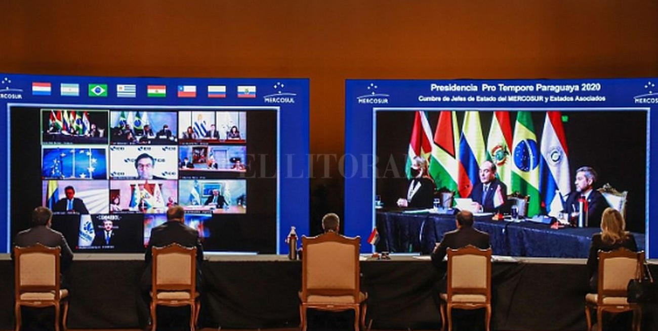 Jair Bolsonaro "bajó el tono contra Mercosur" en la primera cumbre virtual de presidentes