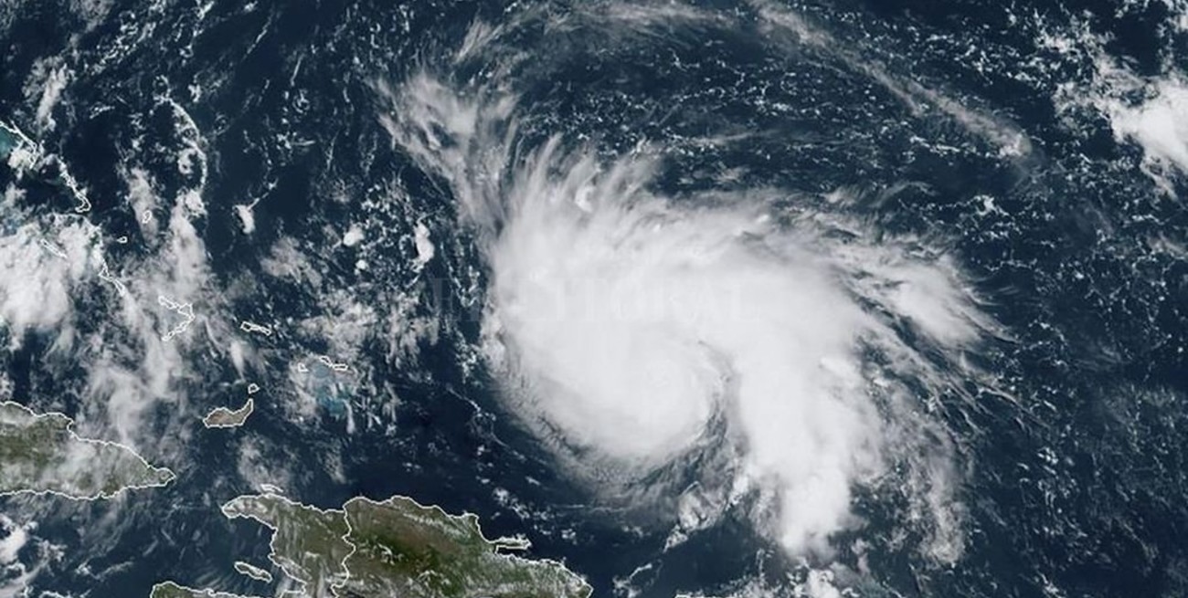 Dorian se convertirá en "gran huracán" en su camino hacia Florida