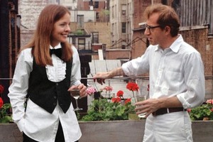 United Artists Diane Keaton y el propio Woody Allen se enamoran en  Annie Hall .