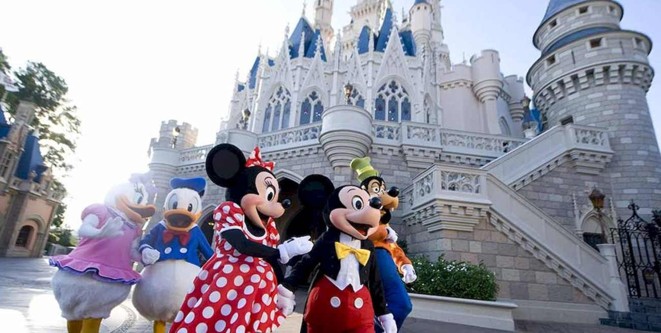 La heredera de Disney visitó de incógnito un parque y criticó las condiciones de trabajo de los empleados