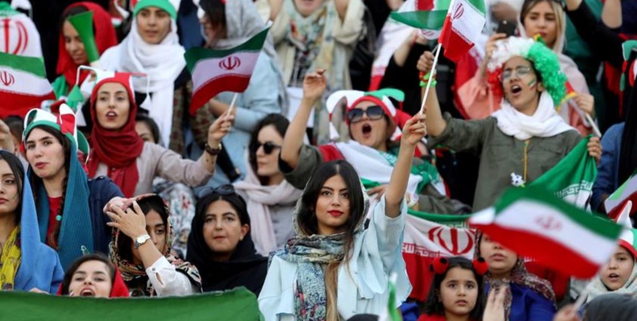 Histórico: las mujeres iraníes podrán ingresar a los estadios de fútbol