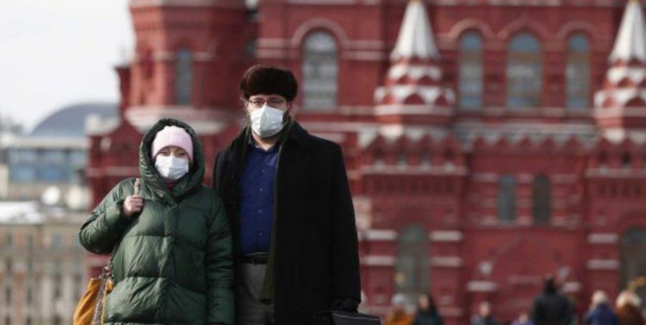 Por primera vez en casi tres meses, Rusia tuvo menos de 6.000 nuevos casos de coronavirus