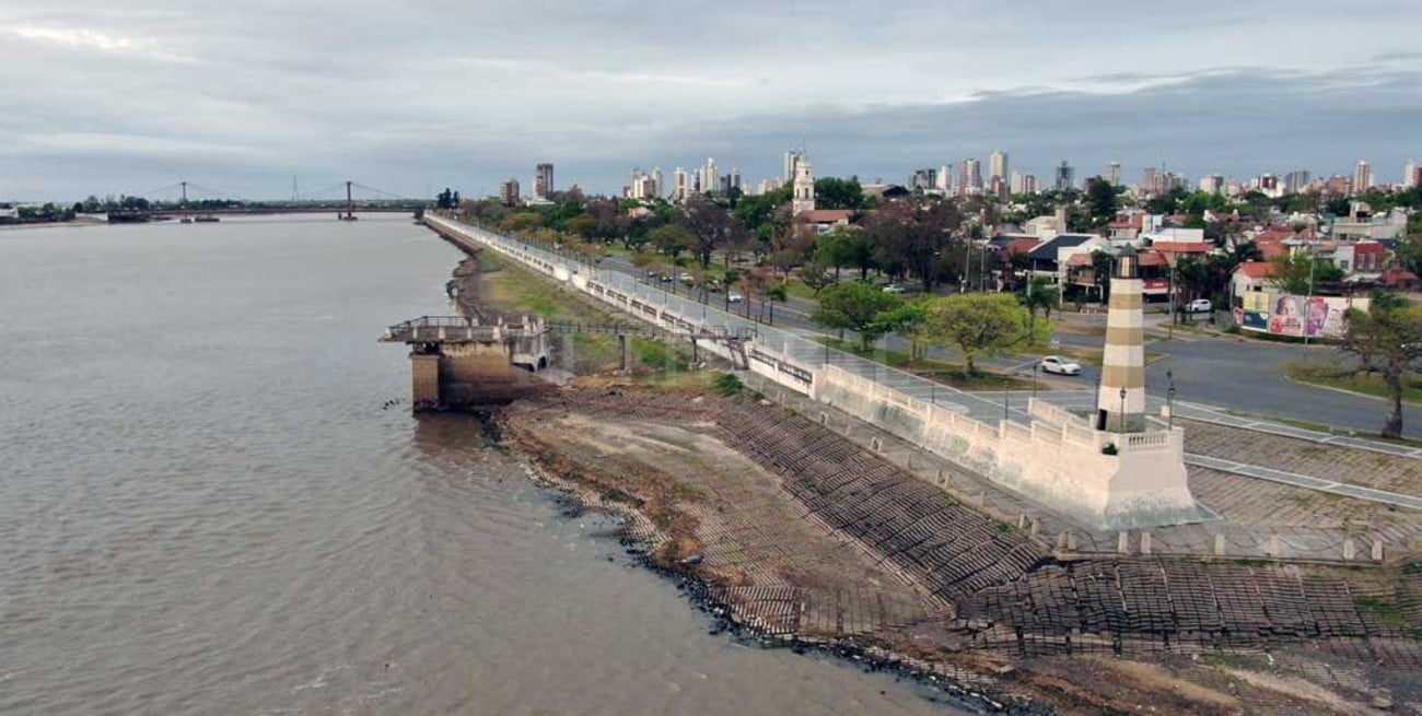 El río Paraná llegó al nivel más bajo de las últimas décadas