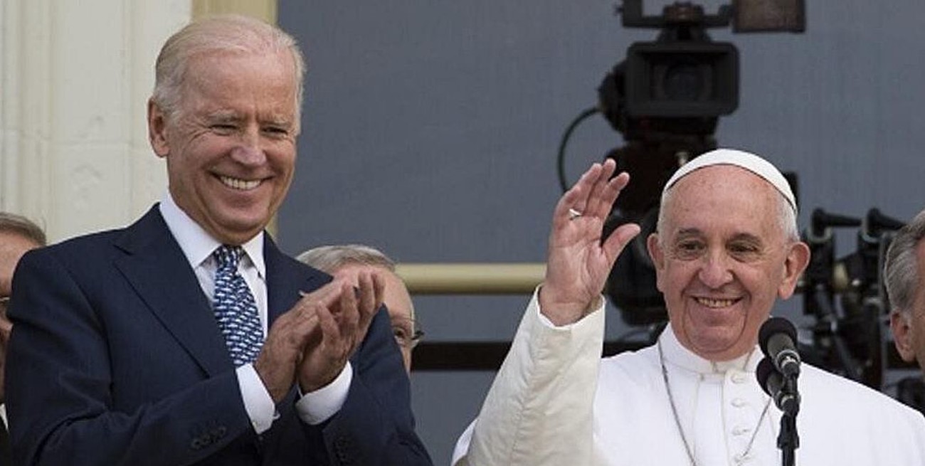El papa Francisco felicitó a Joe Biden por su triunfo en las elecciones de Estado Unidos