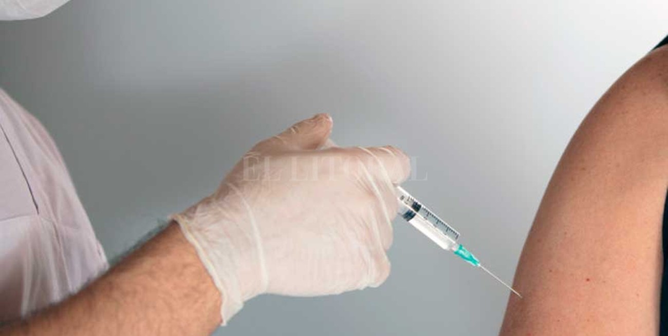 Casi 3000 voluntarios en Santa Fe para  vacunar contra Covid