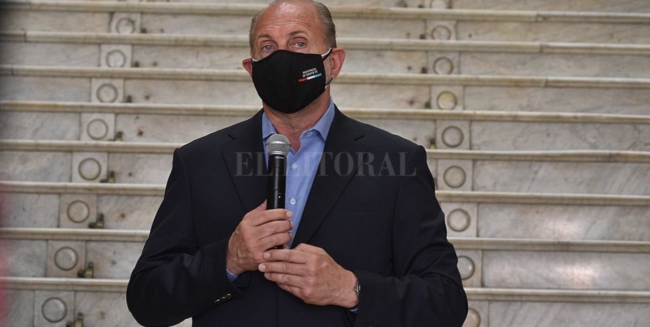 El gobernador Omar Perotti tiene coronavirus 