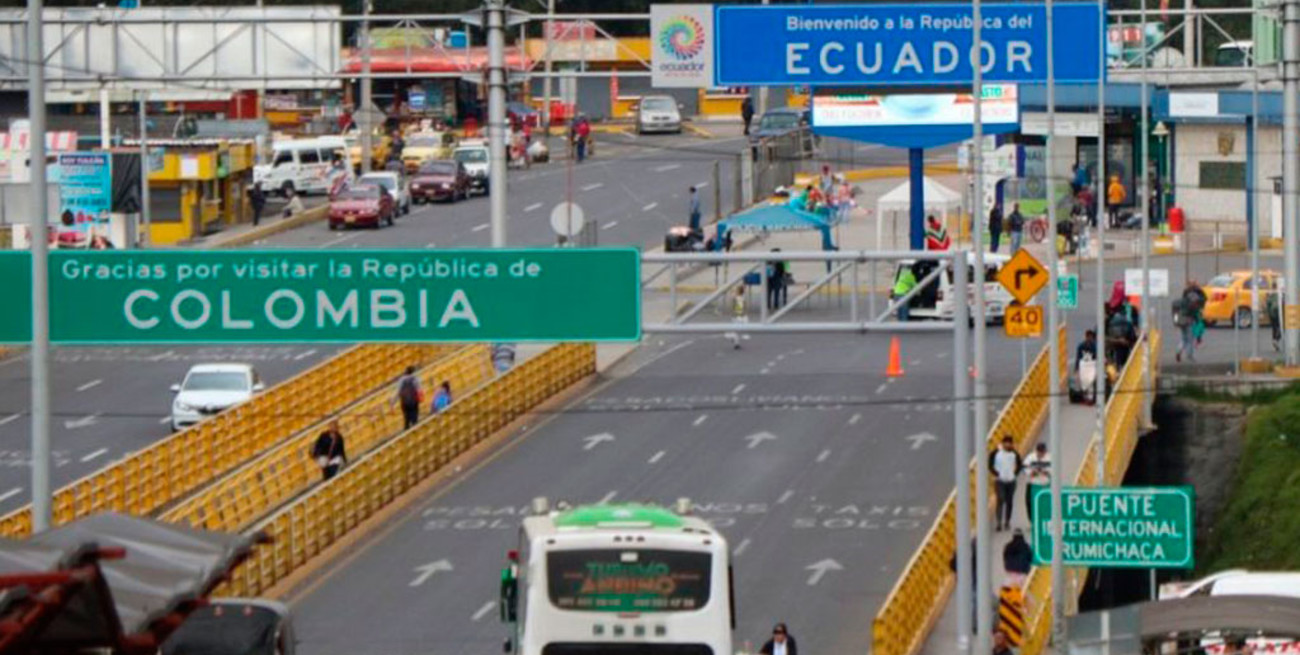 Colombia extiende un mes el cierre de las fronteras