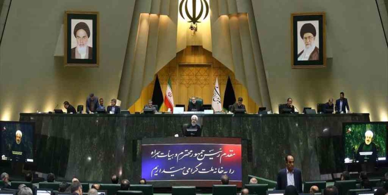 El Parlamento iraní declaró organizaciones terroristas al Pentágono y al Ejército de EEUU