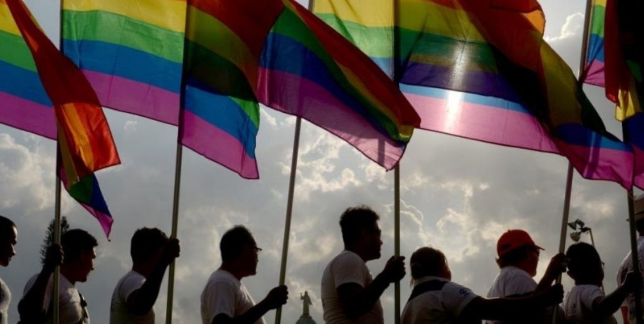Más de 120 personas trans acceden a reparación por violencia institucional en Uruguay