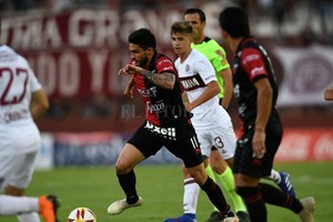 Matías Napoli Guillermo Celis, el colombiano que tuvo algunos rendimientos interesantes pero sin la continuidad necesaria. Lavallén no lo tuvo tan en cuenta y luego se lesionó. Parecía más cerca de irse que de quedarse, pero ahora se reflota la posibilidad, aunque el valor del dólar complica.