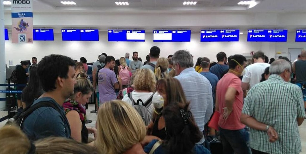 Panamá autorizó vuelos "humanitarios para regresar" a 300 argentinos