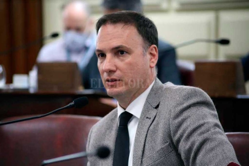 ELLITORAL_325581 |  Gentileza