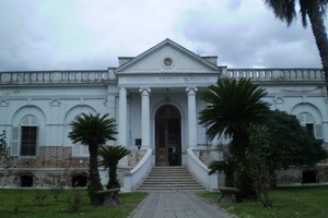 ELLITORAL_359964 |  Archivo. El hospital Pedro Suchón, de San Carlos Centro, uno de los primeros centros de salud de la colonia, fundado en 1896.