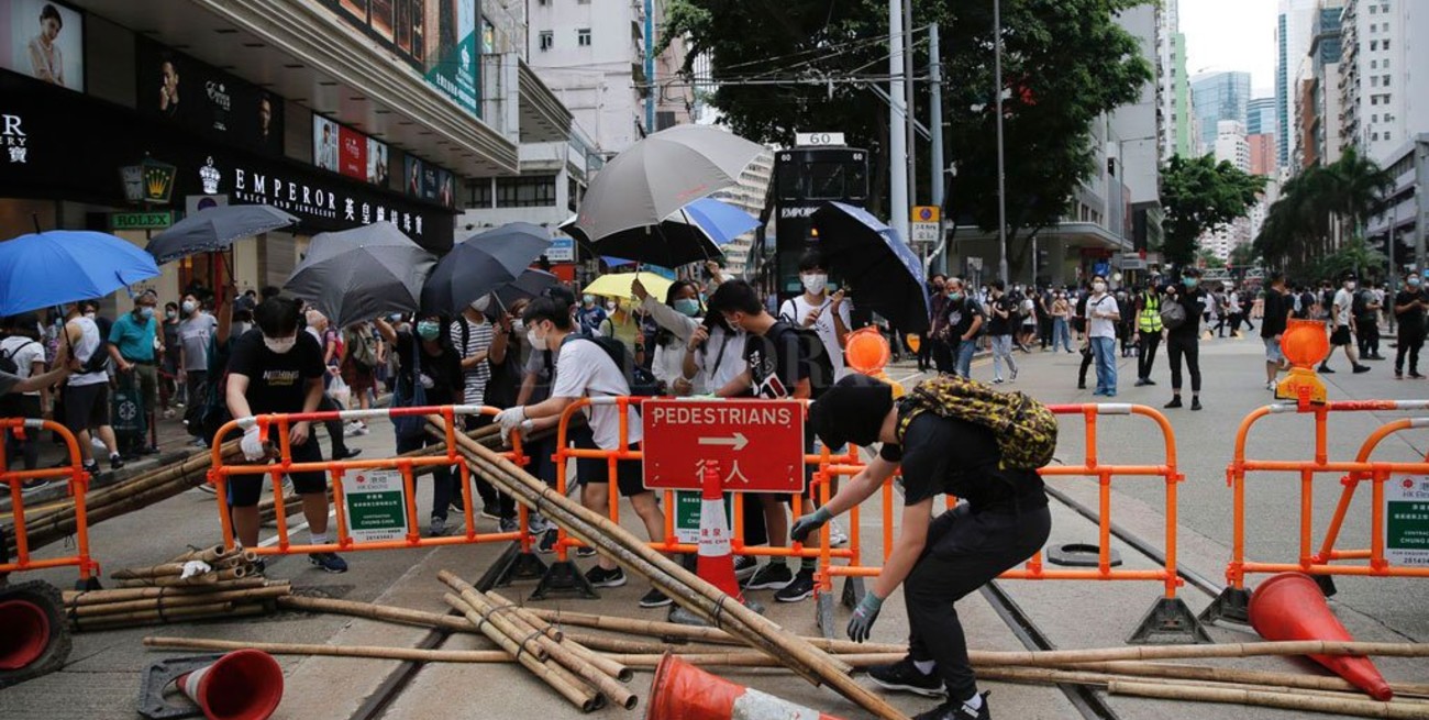 Más de 300 detenidos tras una protesta en Hong Kong