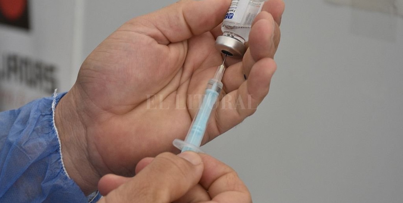 El Gobierno estima vacunar contra el coronavirus al 85 por ciento de la población este año