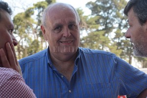 Luis Cetraro Sacó la cuenta: 4.000 días  El 24 de julio se cumplirán 11 años, son 4.000 días desde que asumí. Uno no logra consumar todo lo que quiere, uno tiene la satisfacción con todas las comisiones directivas que se podría haber hecho a veces algo más, uno es bastante crítico , expresó el máximo mandatario tatengue.