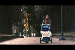 ELLITORAL_363024 |  Gentileza producción En la película, corren días difíciles para Liz (Julieta Zylberberg), madre primeriza de Nicanor y esposa de Gustavo (Daniel Hendler), que está de viaje filmando en Chile.