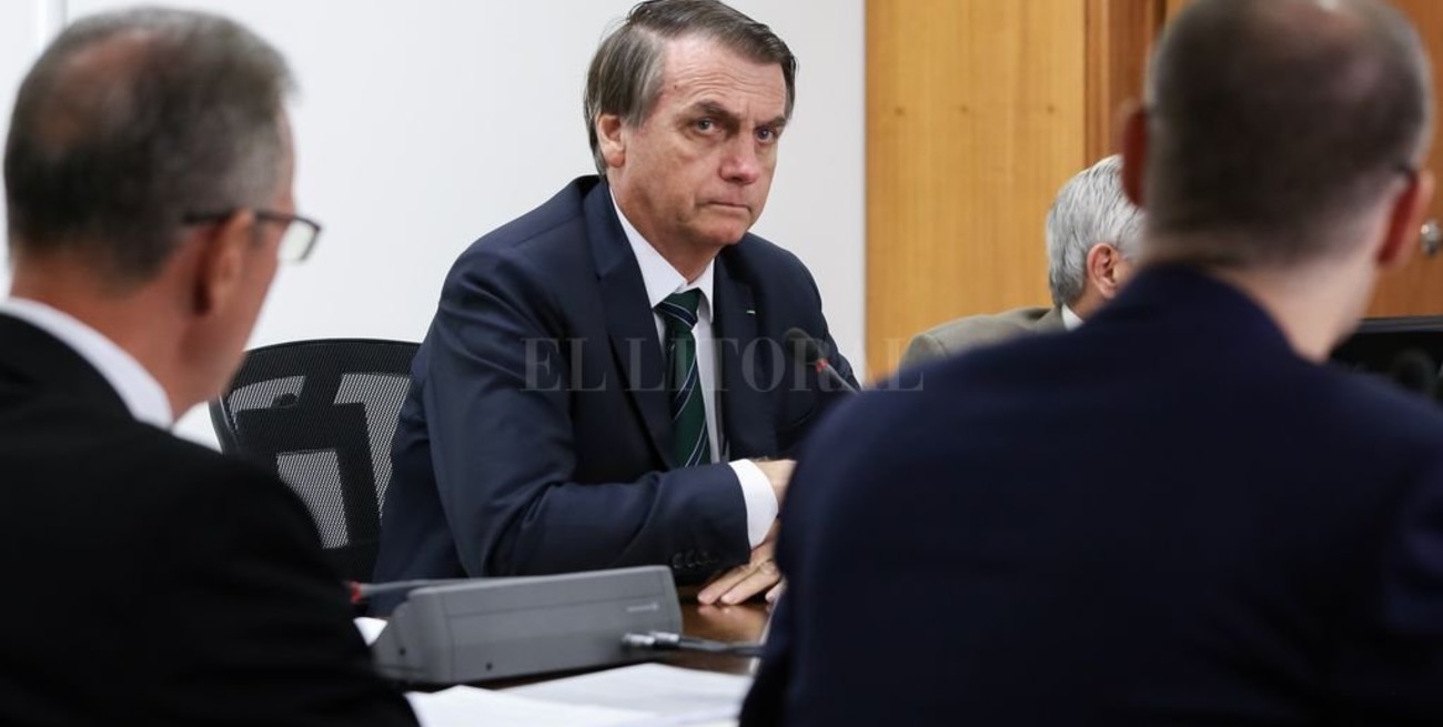 Bolsonaro le mete presión al Congreso para liberar la portación de armas