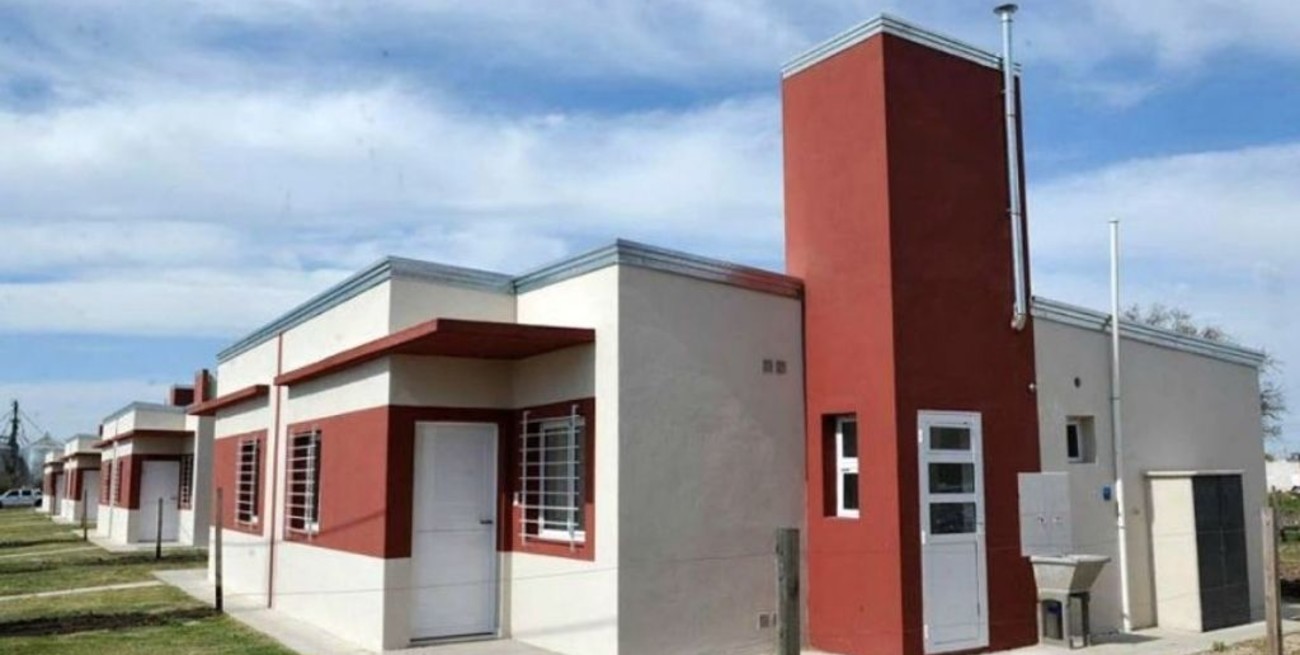Invierten 534 millones de pesos para construir 172 viviendas en Entre Ríos