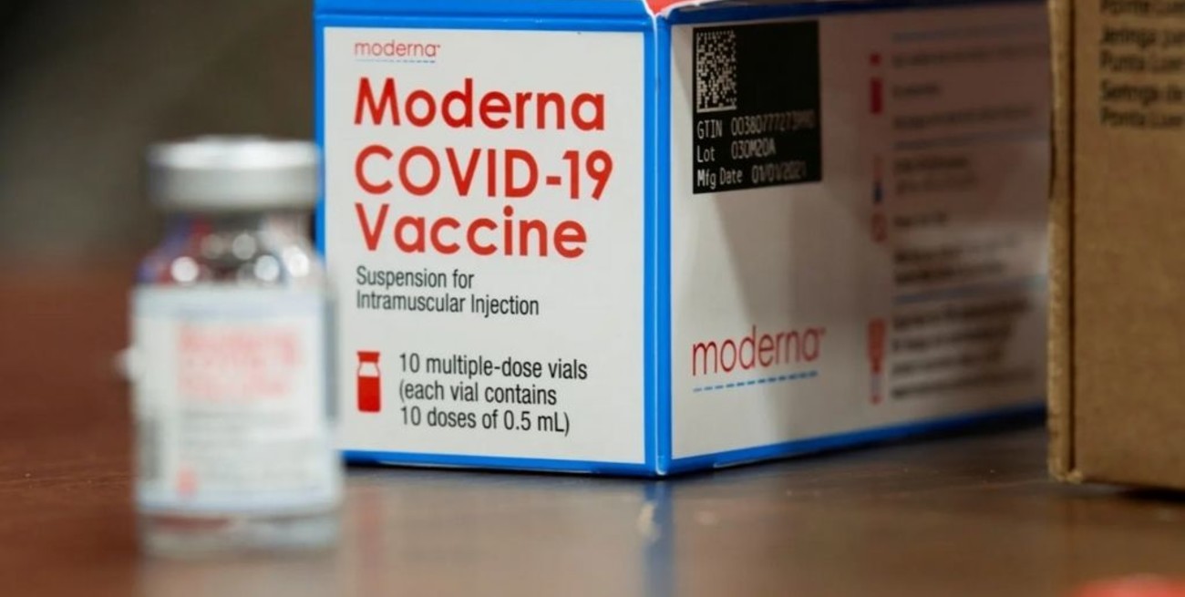 Moderna planea fábrica de vacunas ARN mensajero en África