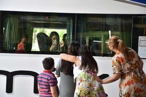 ELLITORAL_278490 |  Flavio Raina Comenzó el éxodo: durante el 1ro de enero emigraron 4 colectivos completos rumbo a Mar del Plata.