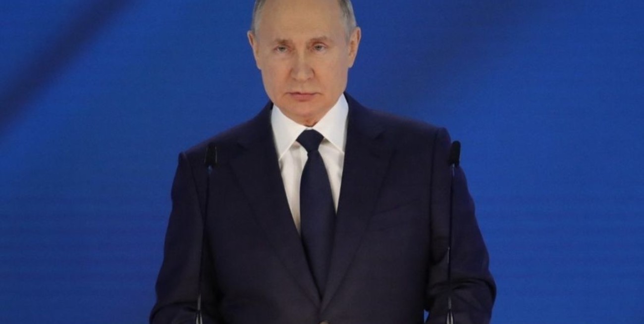 Putin advirtió que Rusia le "romperá los dientes" a todo aquel que intente "morderla"