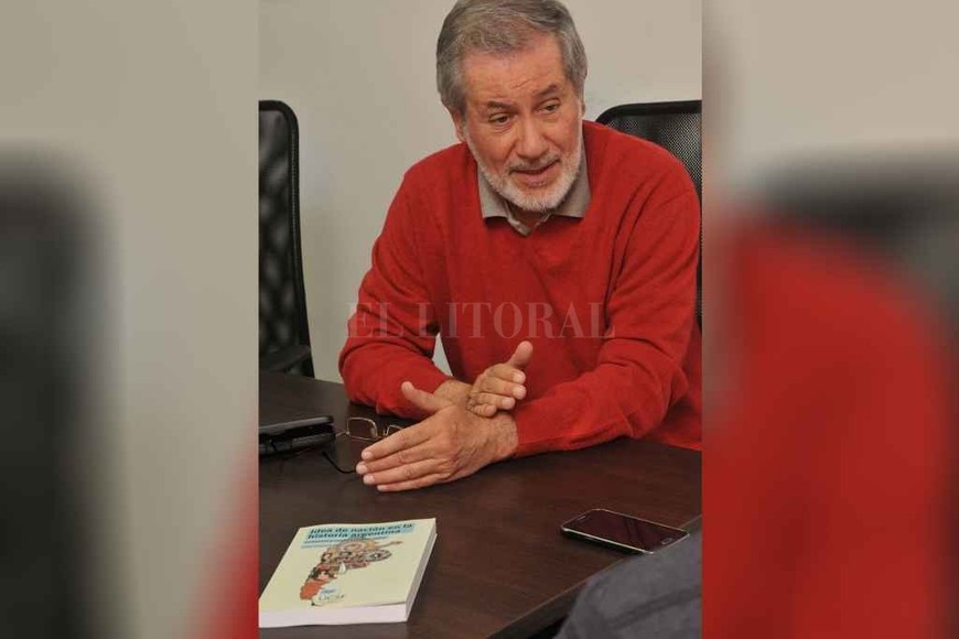 ELLITORAL_313182 |  Luis Cetraro Tras finalizar con más de cuarenta años de enseñanza, Andino se aboca a la finalización de un nuevo libro sobre la historia reciente de nuestro país.