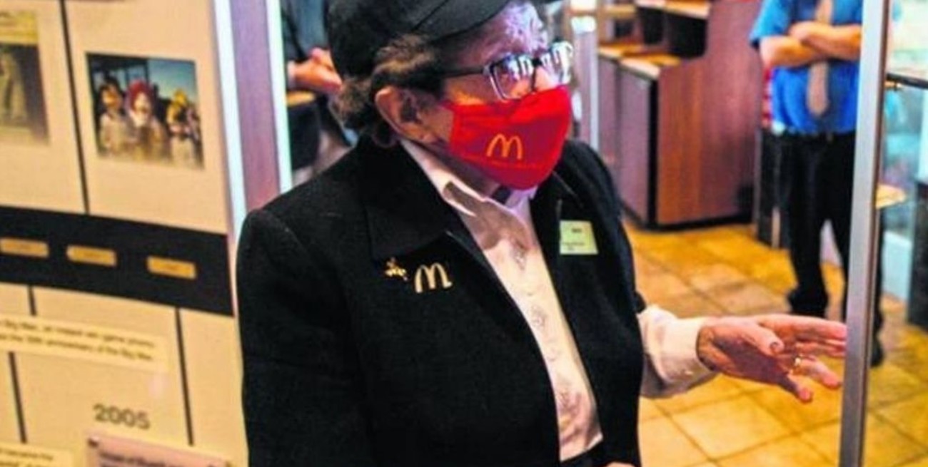 La empleada de McDonalds que va a cumplir 100 años no se quiere jubilar: Me gusta trabajar