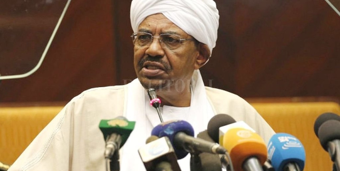 Sudán entregará a Omar al Bashir a la Corte Penal Internacional