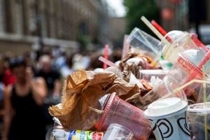 ELLITORAL_387708 |  Imagen ilustrativa El objetivo de la medida se centra en que se recuperen un 90% de las botellas de plástico en 2029. De esta forma, en 2025 el 25% del plástico de las botellas tendrá que ser reciclado en 2025 y el 30% en 2030.
