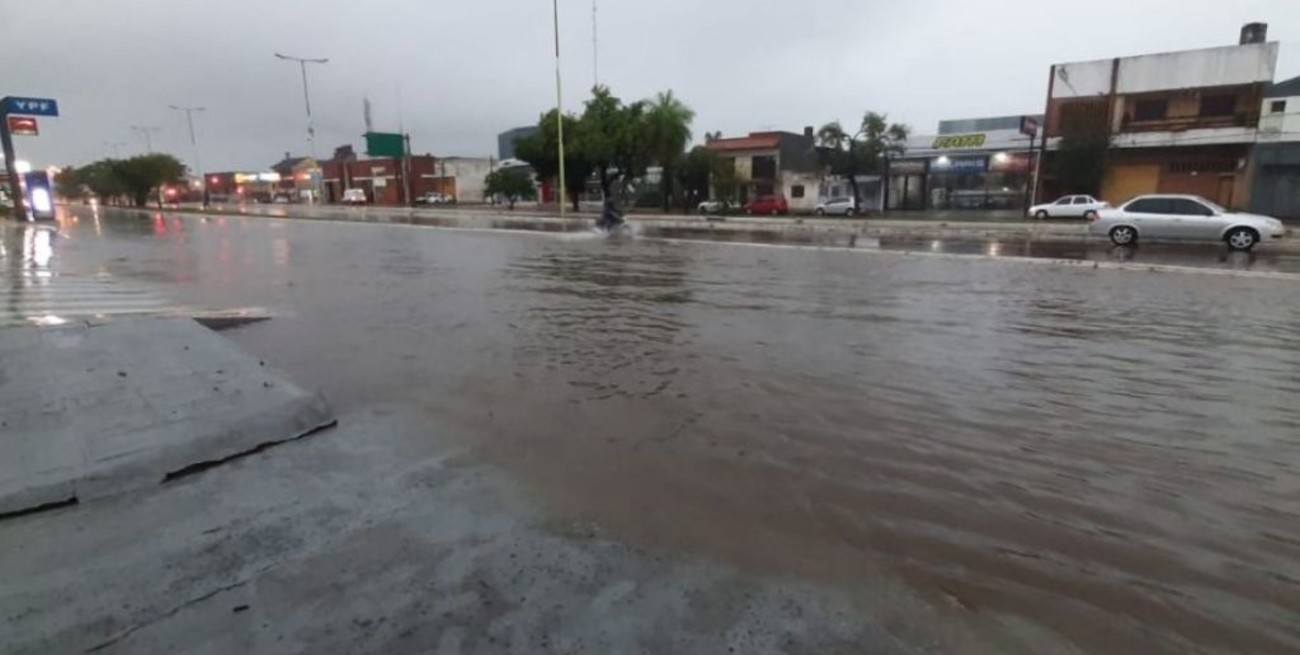 Intensas lluvias provocan anegamientos en localidades de Corrientes