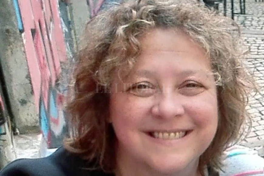 ELLITORAL_372119 |  Gentileza Adriana Giri:  Lo que influye mucho en la proliferación de variantes es cómo la gente se comporta frente a la pandemia. Ventilar bien los ambientes, aún con la llegada del frío, es clave para evitar contagios .