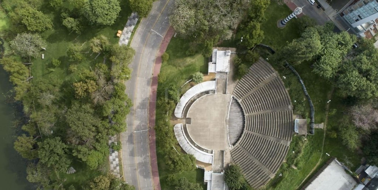 Colocan unas 1.800 butacas en el anfiteatro del Parque del Sur