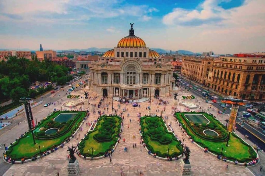 ELLITORAL_328287 |  Gentileza El Palacio de Bellas Artes en la ciudad de México, en su máximo esplendor.